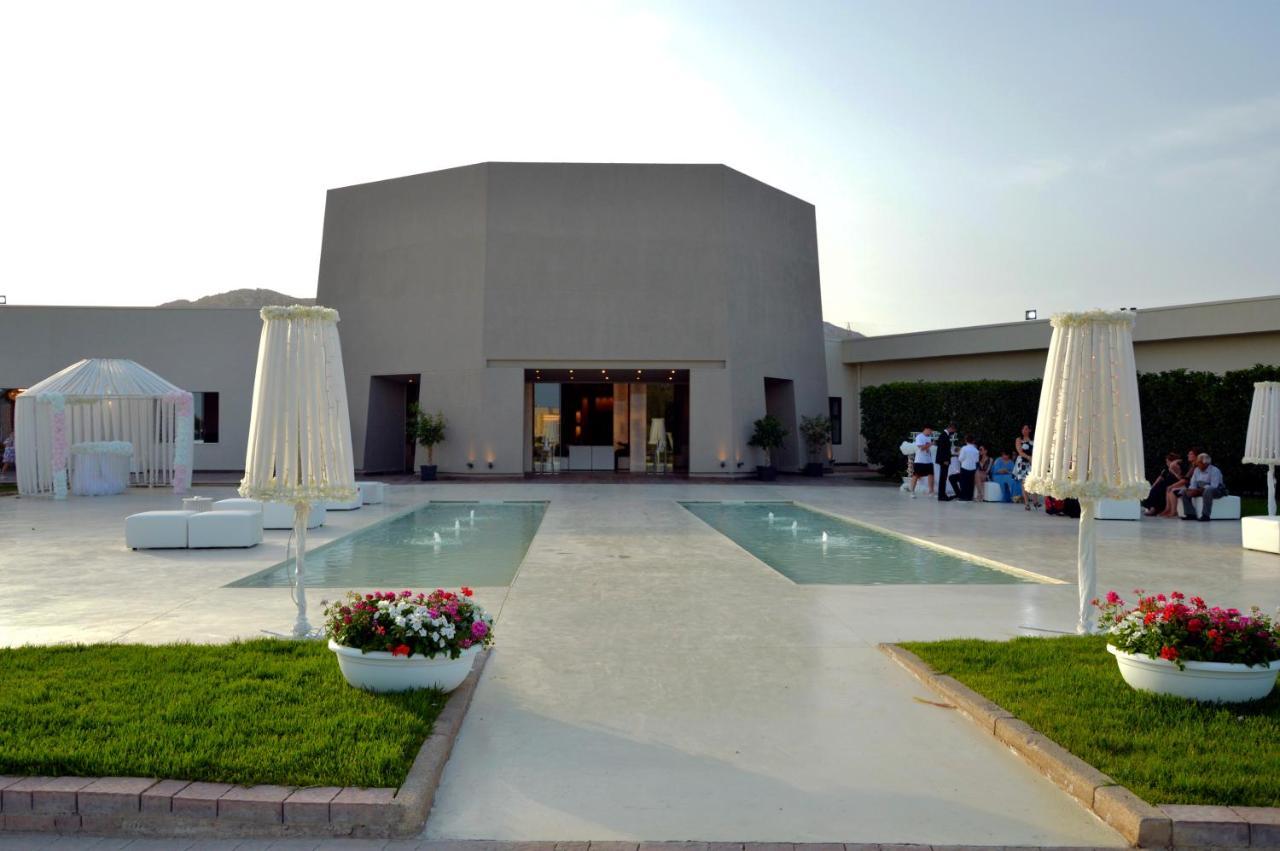 Desusino Residence & Hotel Butera Exterior foto